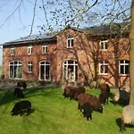 مكان تخييم Schaeferwagen Auf Dem Biogut-saalkow Gustow (Vorpommern-Rugen)