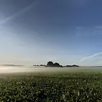 مكان تخييم Schaeferwagen Auf Dem Biogut-saalkow