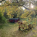 مكان تخييم Schaeferwagen Auf Dem Biogut-saalkow Gustow (Vorpommern-Rugen)