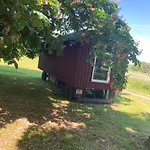 مكان تخييم Schaeferwagen Auf Dem Biogut-saalkow *