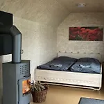 مكان تخييم Schaeferwagen Auf Dem Biogut-saalkow