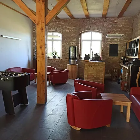 Camping Schaeferwagen Auf Dem Biogut-saalkow Gustow (Vorpommern-Rugen)