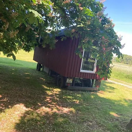 Camping Schaeferwagen Auf Dem Biogut-saalkow *