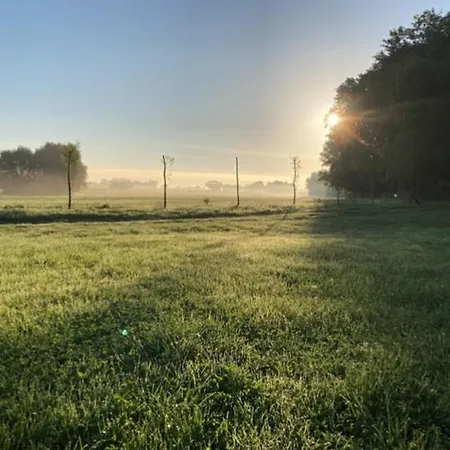 Camping Schaeferwagen Auf Dem Biogut-saalkow *