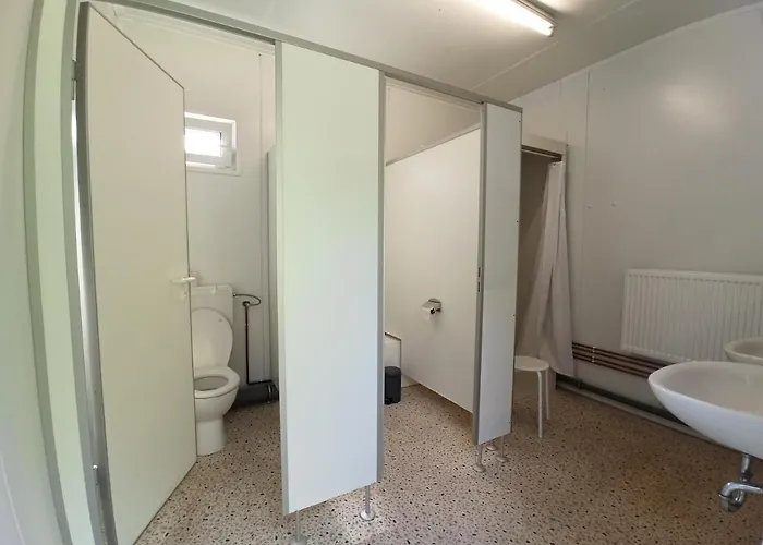 Schaeferwagen Auf Dem Biogut-saalkow مكان تخييم